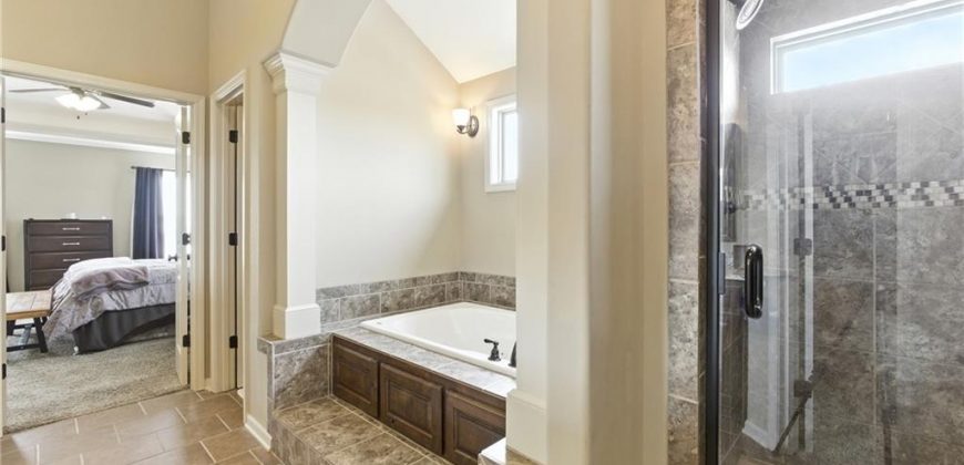Homes for Sale in Kansas City, MO 64155 | 1411 NE 107th Terrace