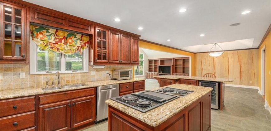 Homes for Sale in Weatherby Lake, MO 64152 | 9807 NW 75th Terrace