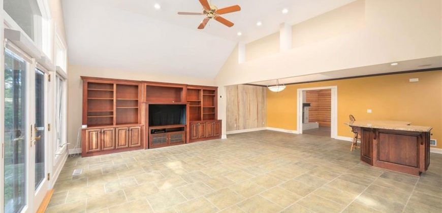 Homes for Sale in Weatherby Lake, MO 64152 | 9807 NW 75th Terrace