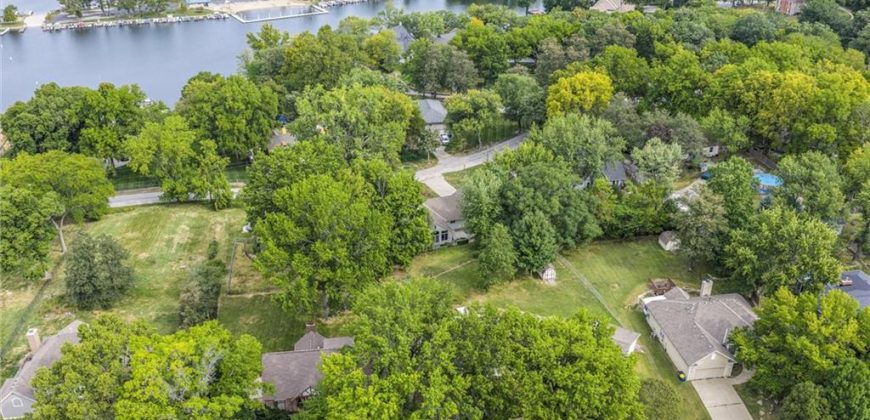 Homes for Sale in Weatherby Lake, MO 64152 | 9807 NW 75th Terrace