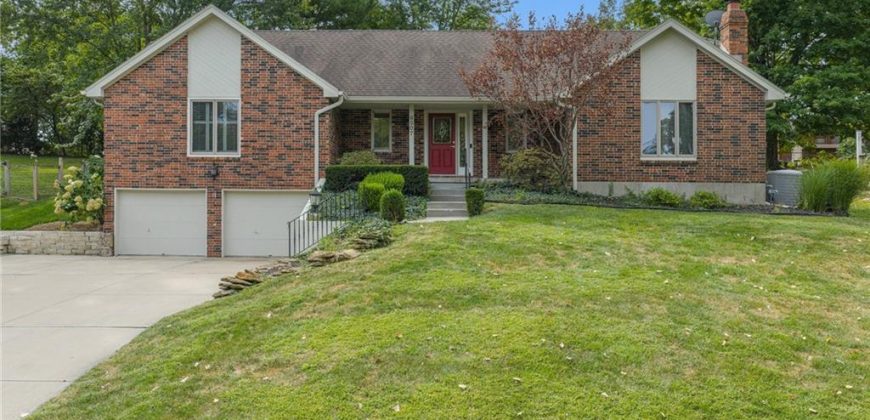 Homes for Sale in Weatherby Lake, MO 64152 | 9807 NW 75th Terrace