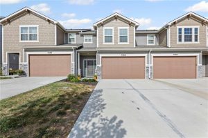 7388--Grand Slam-Street-mls-2575961-image-1