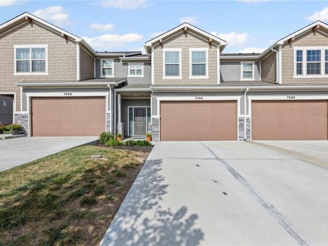 Homes for Sale in Parkville, MO 64152 | 7388  Grand Slam Street