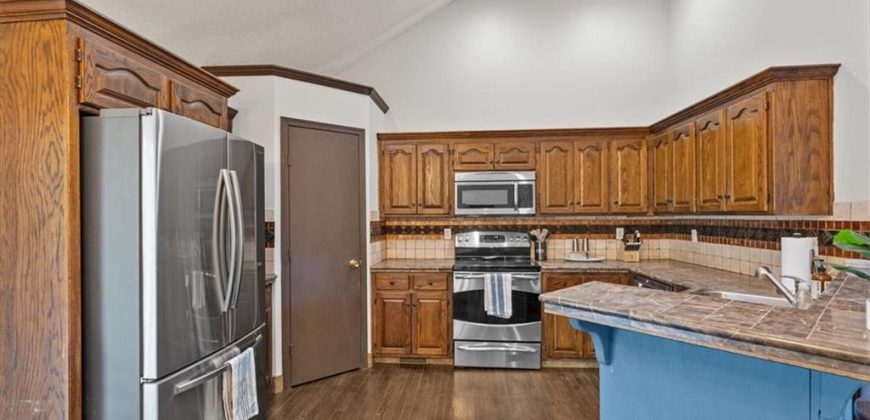 Homes for Sale in Kansas City, MO 64151 | 1804 NW 79th Terrace