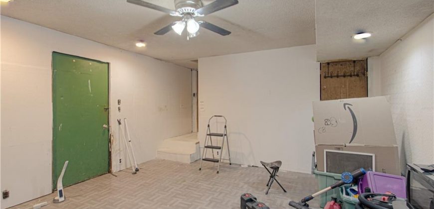 Homes for Sale in Liberty, MO 64068 | 443  Choctaw Street