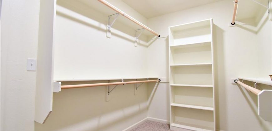 Homes for Sale in Parkville, MO 64152 | 13459  Terrace Park Drive