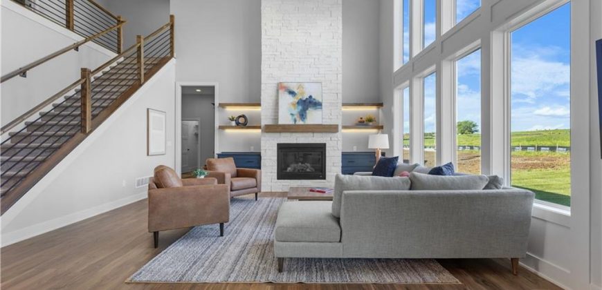 Homes for Sale in Parkville, MO 64152 | 13512  Terrace Park Drive