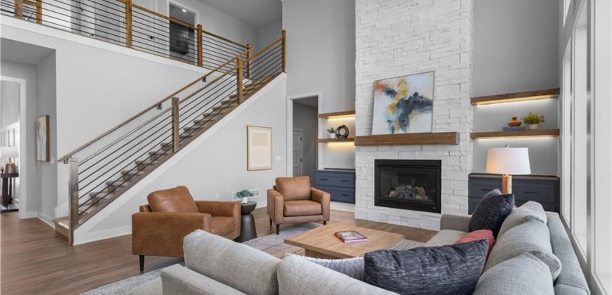 Homes for Sale in Parkville, MO 64152 | 13512  Terrace Park Drive