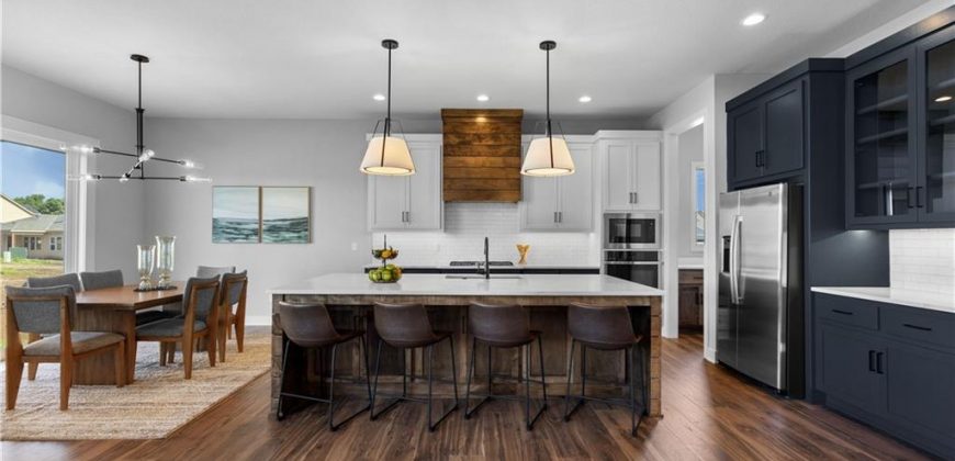 Homes for Sale in Parkville, MO 64152 | 13512  Terrace Park Drive