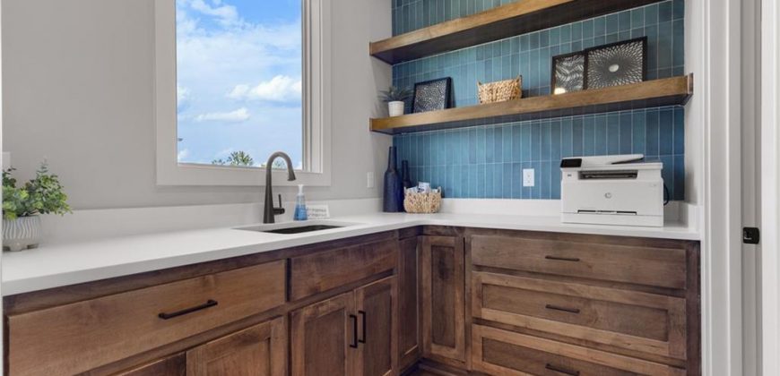 Homes for Sale in Parkville, MO 64152 | 13512  Terrace Park Drive