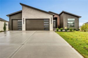 8309-NW-90th-Street-mls-2523938-image-1