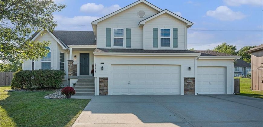 Homes for Sale in Kansas City, MO 64155 | 9604 N Highland Terrace