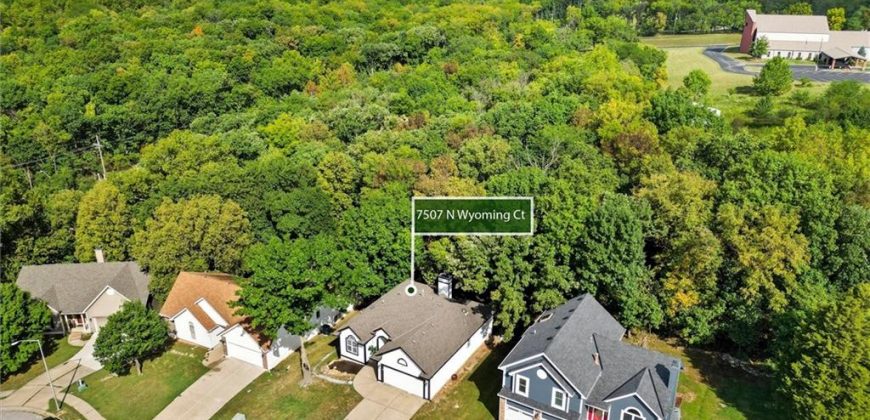 Homes for Sale in Kansas City, MO 64118 | 7507 N Wyoming Court