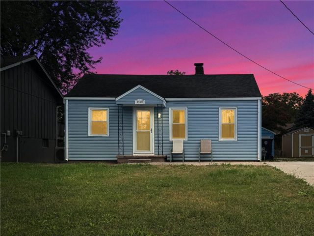 Homes for Sale in Kansas City, MO 64117 | 3920 N Lister Avenue