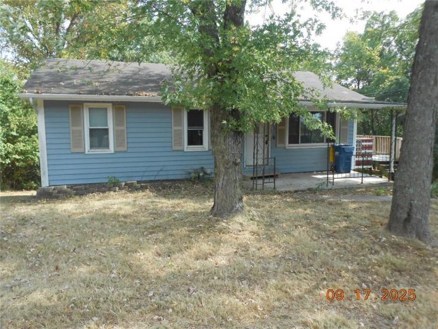 Homes for Sale in Excelsior Springs, MO 64024 | 729  Hazel Street