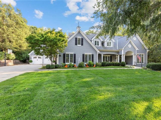Homes for Sale in Liberty, MO 64068 | 815  Kings Ridge
