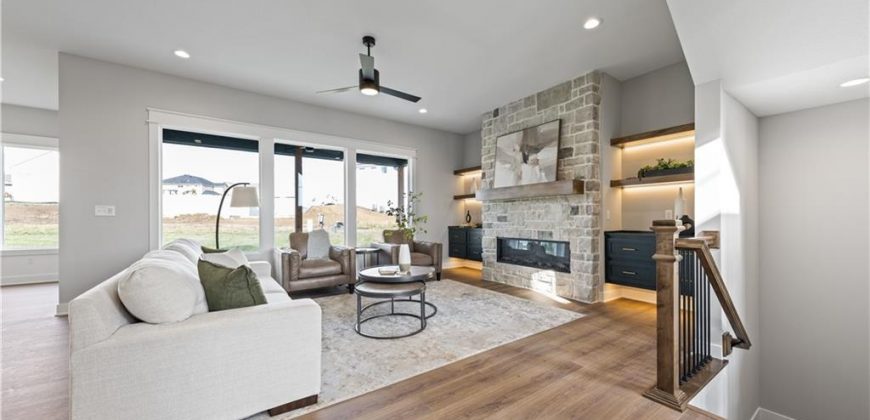 Homes for Sale in Parkville, MO 64152 | 13572  Prairie Creek Place