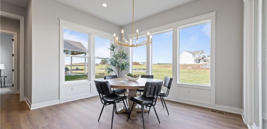 Homes for Sale in Parkville, MO 64152 | 13572  Prairie Creek Place