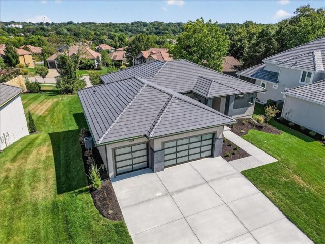 Homes for Sale in Kansas City, MO 64151 | 5907 N Lucerne Avenue