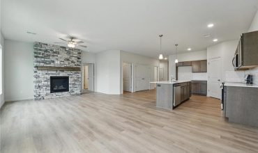 Homes for Sale in Kansas City, MO 64154 | 3012 NW 95th Terrace