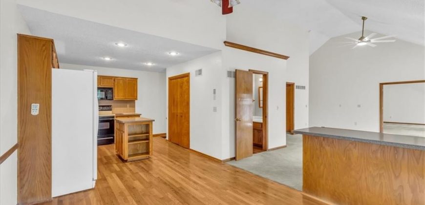 Homes for Sale in Kansas City, MO 64118 | 7421 N Wabash Avenue Homes for Sale in Kansas City, MO 64118 | 7421 N Wabash Avenue