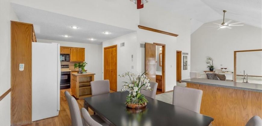 Homes for Sale in Kansas City, MO 64118 | 7421 N Wabash Avenue Homes for Sale in Kansas City, MO 64118 | 7421 N Wabash Avenue