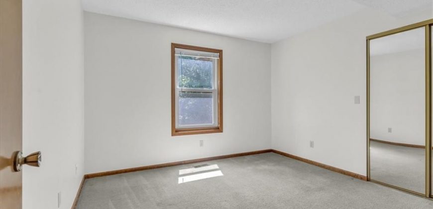 Homes for Sale in Kansas City, MO 64118 | 7421 N Wabash Avenue Homes for Sale in Kansas City, MO 64118 | 7421 N Wabash Avenue
