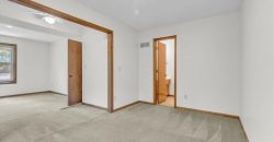 Homes for Sale in Kansas City, MO 64118 | 7421 N Wabash Avenue Homes for Sale in Kansas City, MO 64118 | 7421 N Wabash Avenue