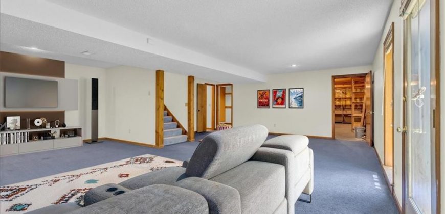 Homes for Sale in Kansas City, MO 64118 | 7421 N Wabash Avenue Homes for Sale in Kansas City, MO 64118 | 7421 N Wabash Avenue