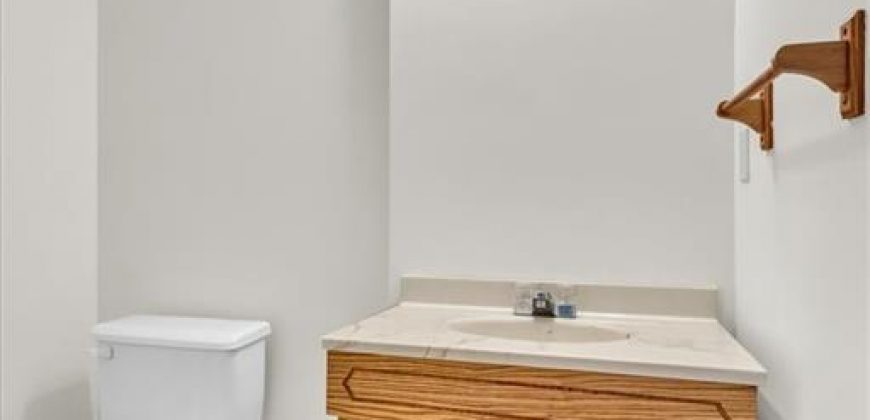 Homes for Sale in Kansas City, MO 64118 | 7421 N Wabash Avenue Homes for Sale in Kansas City, MO 64118 | 7421 N Wabash Avenue