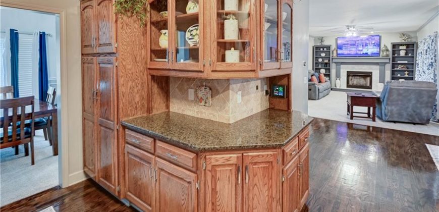 Homes for Sale in Kansas City, MO 64119 | 6800 N Charleston Drive