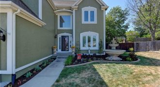 Homes for Sale in Kansas City, MO 64119 | 6800 N Charleston Drive
