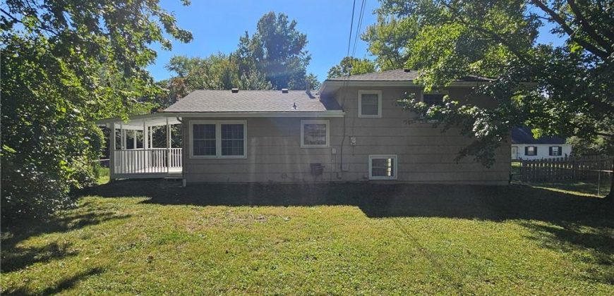 Homes for Sale in Gladstone, MO 64118 | 1608 NE 60th Terrace