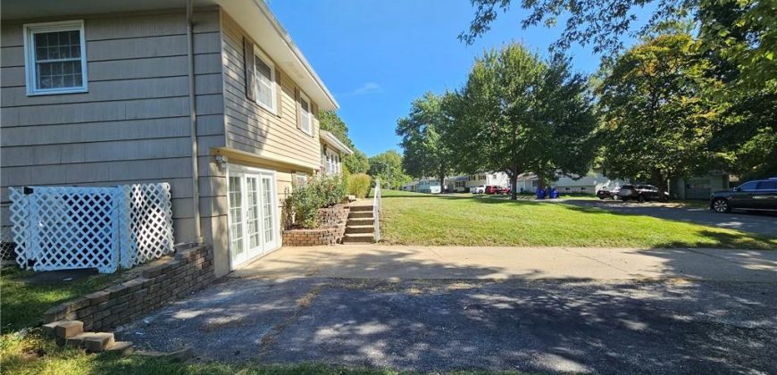 Homes for Sale in Gladstone, MO 64118 | 1608 NE 60th Terrace