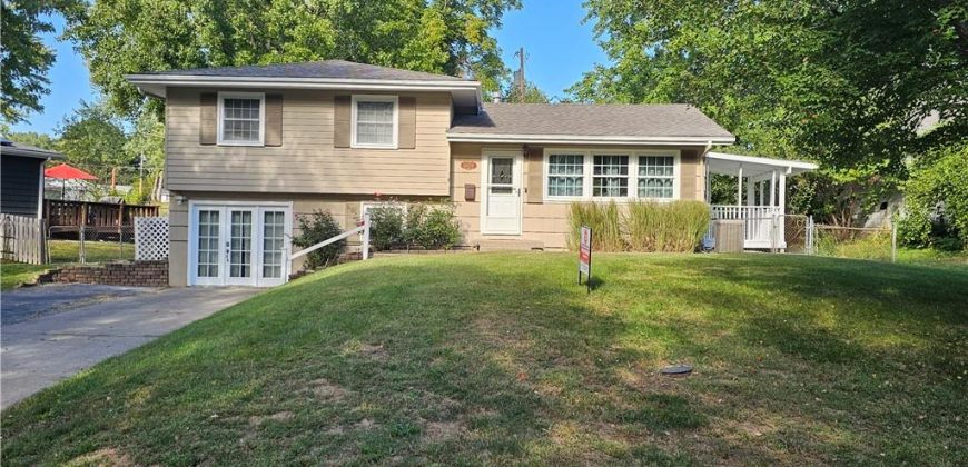 Homes for Sale in Gladstone, MO 64118 | 1608 NE 60th Terrace