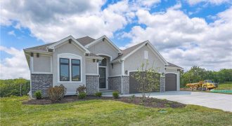 Homes for Sale in Kansas City, MO 64153 | 8212 NW 89th Terrace