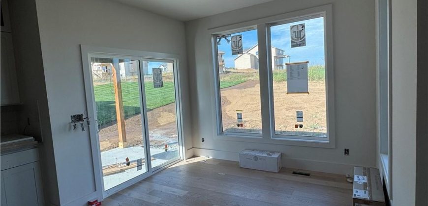 Homes for Sale in Liberty, MO 64068 | 1916  Longview Drive