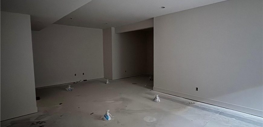 Homes for Sale in Liberty, MO 64068 | 1916  Longview Drive