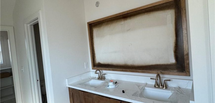 Homes for Sale in Liberty, MO 64068 | 1916  Longview Drive