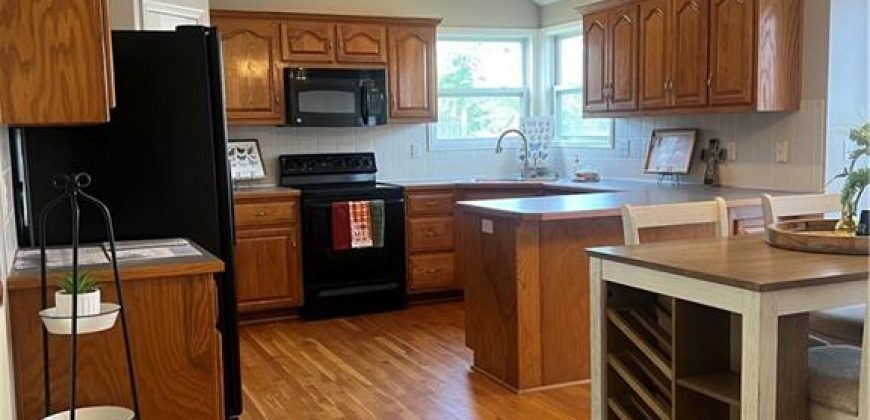 Homes for Sale in Kansas City, MO 64156 | 8611 N Mersington Avenue