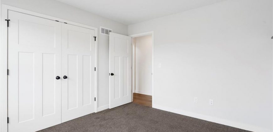 Homes for Sale in Kansas City, MO 64155 | 908 NW 94 Terrace