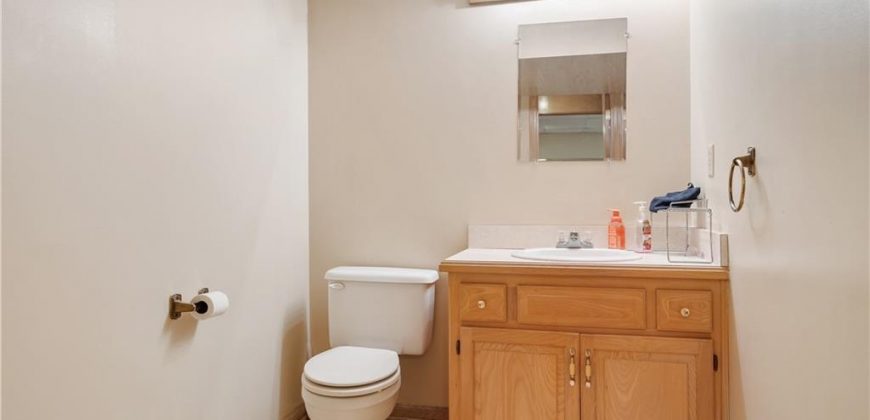 Homes for Sale in Parkville, MO 64152 | 10315 NW Mirror Lake Drive Homes for Sale in Parkville, MO 64152 | 10315 NW Mirror Lake Drive