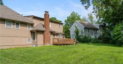 Homes for Sale in Parkville, MO 64152 | 10315 NW Mirror Lake Drive Homes for Sale in Parkville, MO 64152 | 10315 NW Mirror Lake Drive