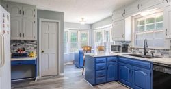 Homes for Sale in Parkville, MO 64152 | 10315 NW Mirror Lake Drive Homes for Sale in Parkville, MO 64152 | 10315 NW Mirror Lake Drive