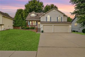 9118-N-Oregon-Avenue-mls-2574018-image-1