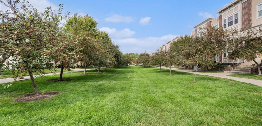 Homes for Sale in Kansas City, MO 64116 | 2906  Gentry Park