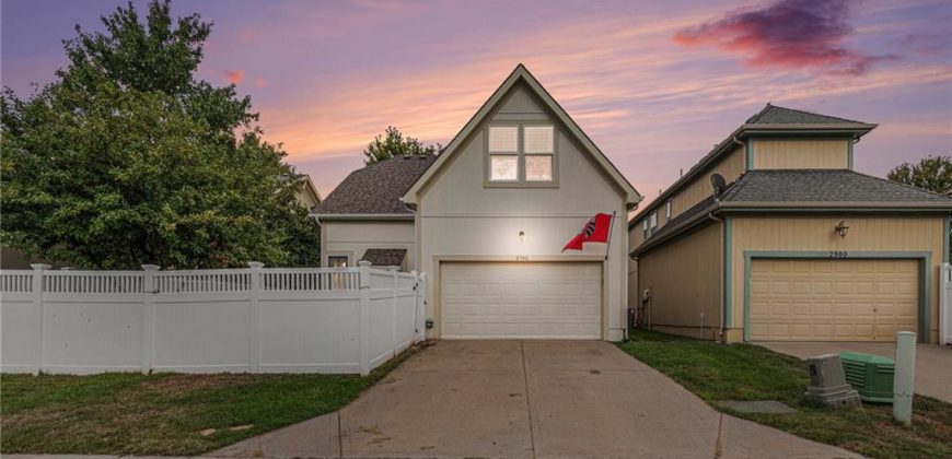 Homes for Sale in Kansas City, MO 64116 | 2906  Gentry Park