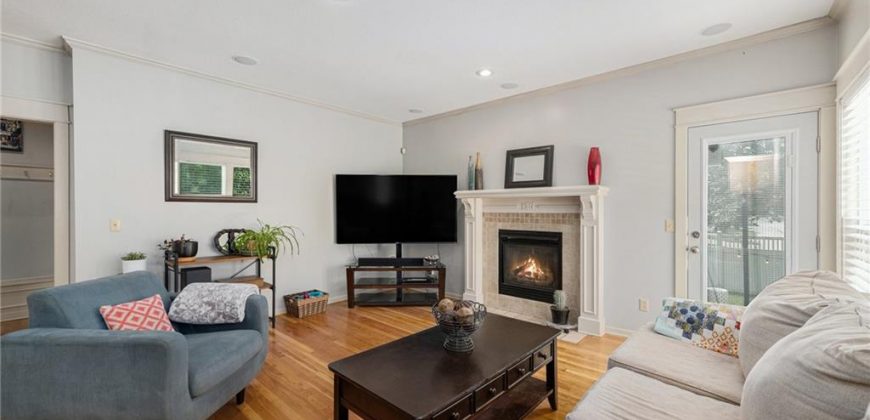 Homes for Sale in Kansas City, MO 64116 | 2906  Gentry Park