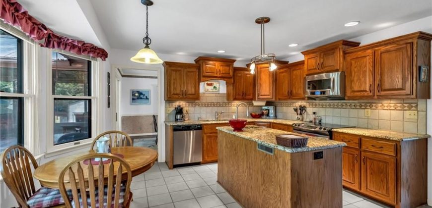 Homes for Sale in Weatherby Lake, MO 64152 | 7610 NW Westside Drive