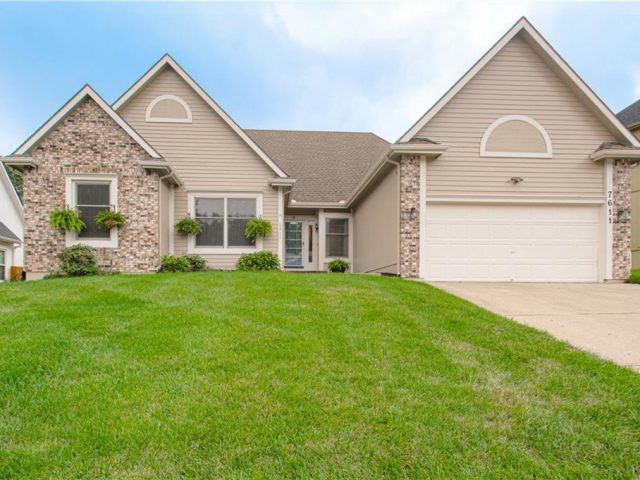 Homes for Sale in Kansas City, MO 64152 | 7611 NW 74th Street